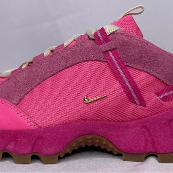 Nike x Jacquemus Air Humura LX - Picture 7 of 9